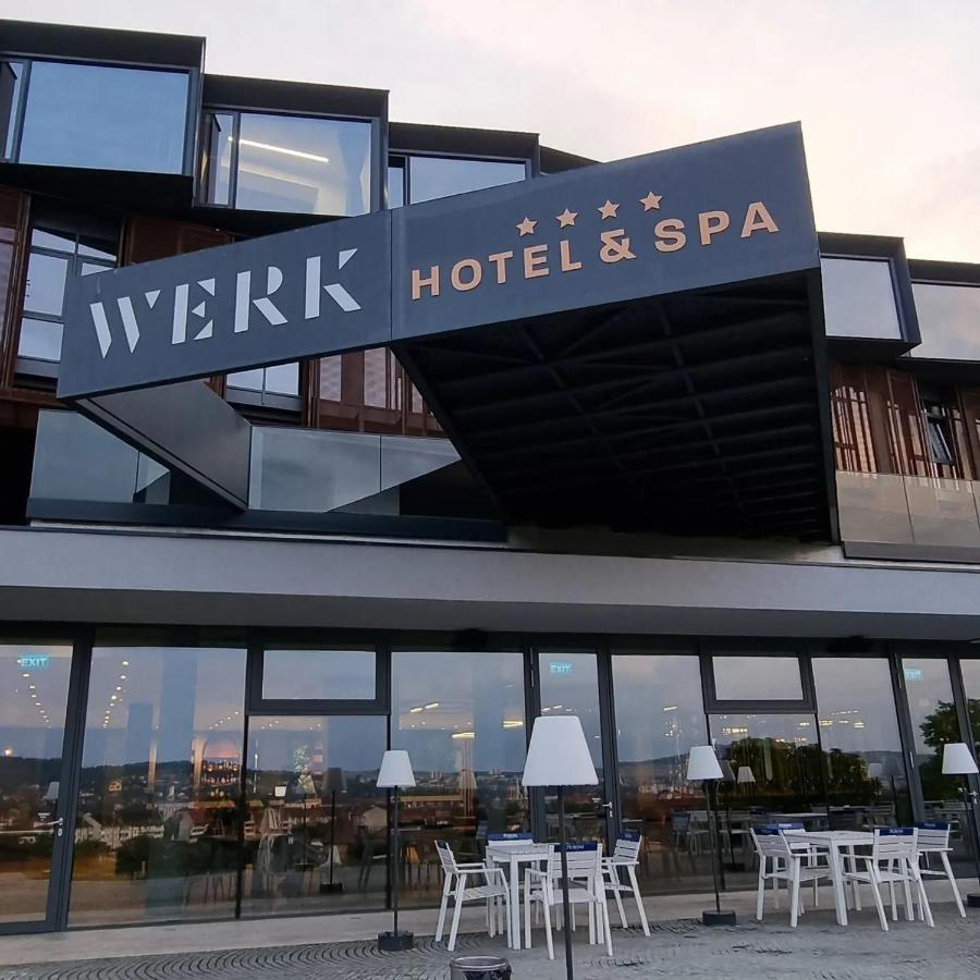 Werk Hotel & Spa Хунедоара Екстериор снимка