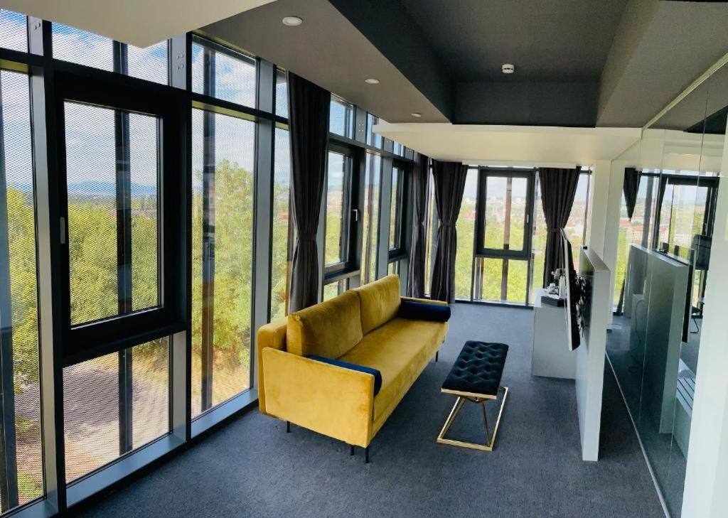 Werk Hotel & Spa Хунедоара Екстериор снимка