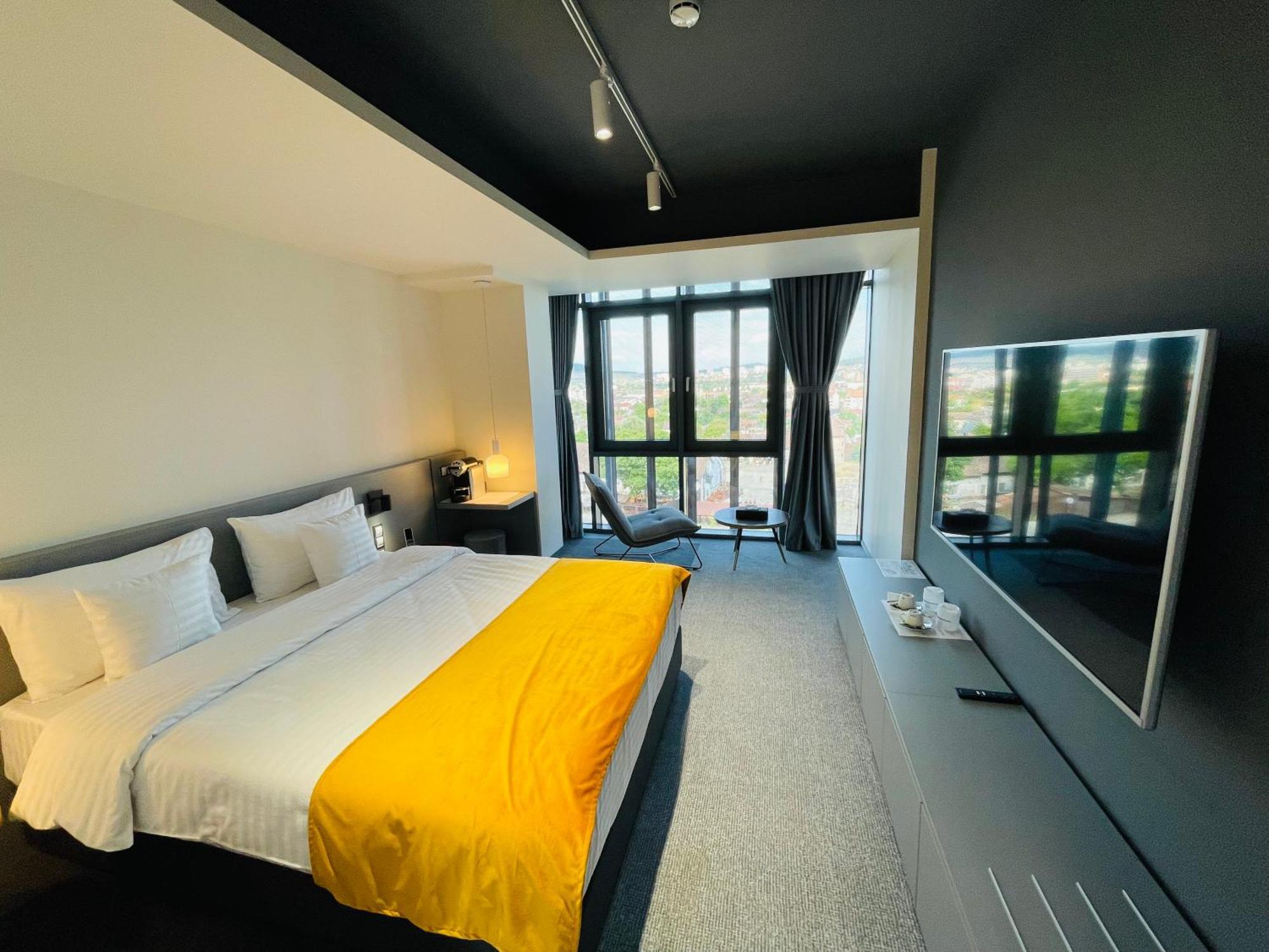 Werk Hotel & Spa Хунедоара Стая снимка